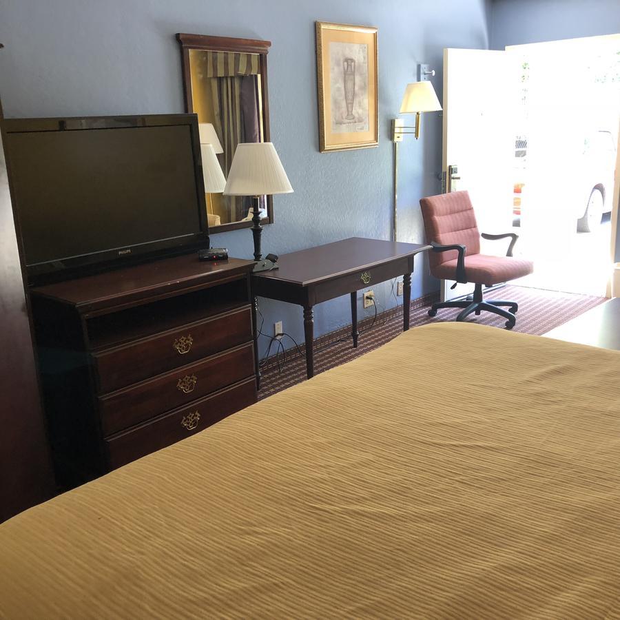 Grenada Inn Extérieur photo